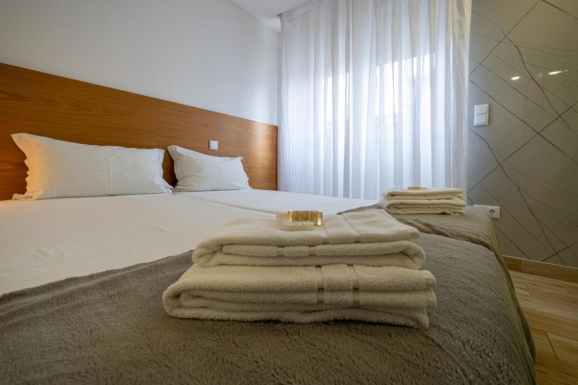 São João da Madeira Central Suites מראה חיצוני תמונה