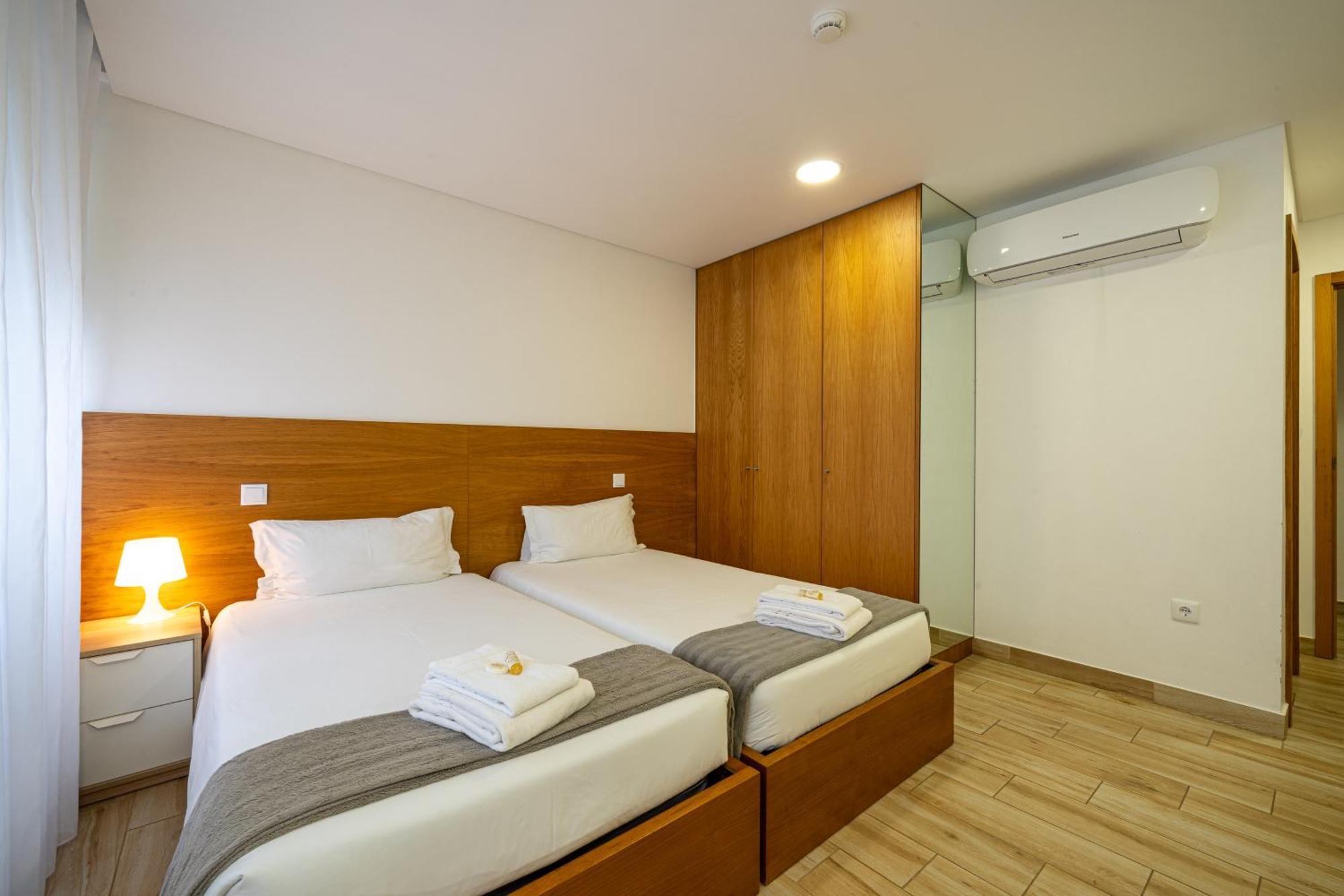São João da Madeira Central Suites מראה חיצוני תמונה